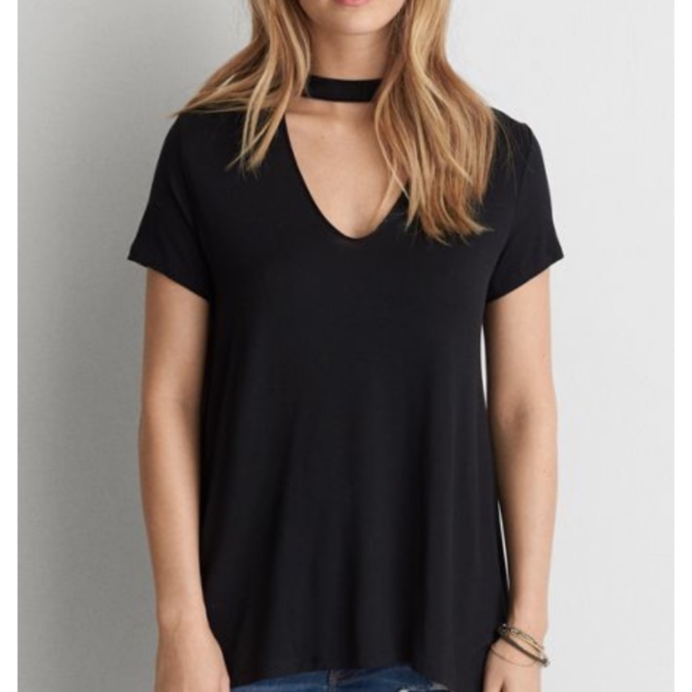 American Eagle Soft & Sexy choker T-Shirt small